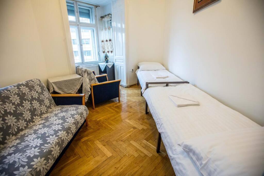 Keleti Apartment City Center Big Flat Bedroom Private Use Budapeşte Dış mekan fotoğraf