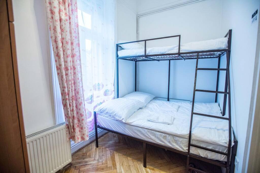 Keleti Apartment City Center Big Flat Bedroom Private Use Budapeşte Dış mekan fotoğraf